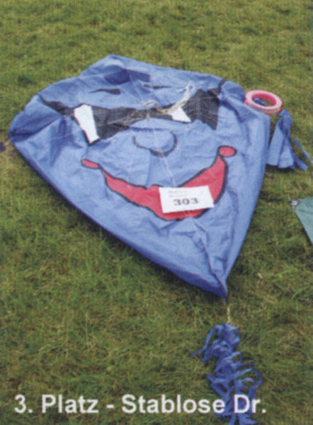 Datei:Hoch Hinaus 2004-3 Drachenmeisterschaft 07.jpg