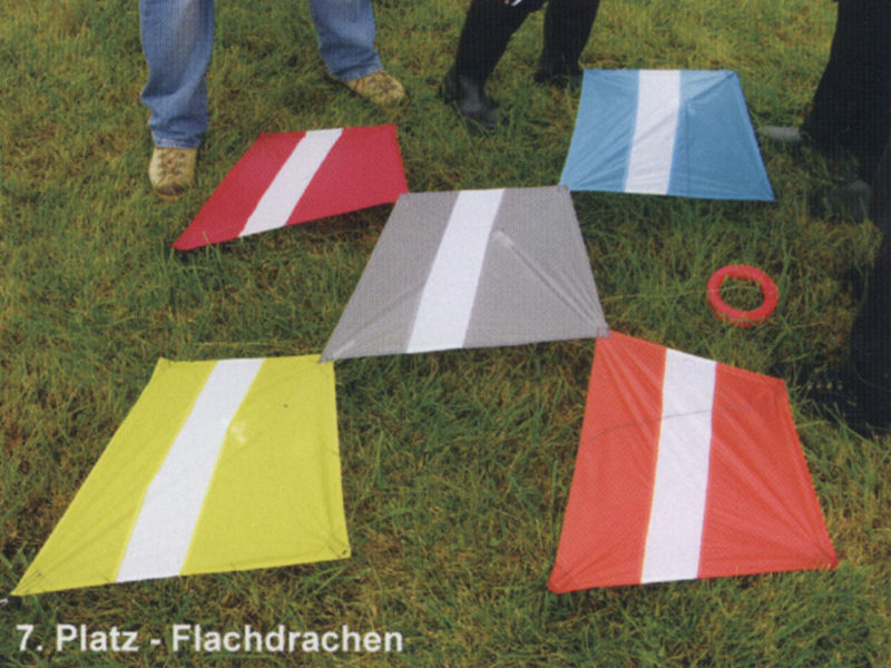 Datei:Hoch Hinaus 2004-3 Drachenmeisterschaft 21.jpg